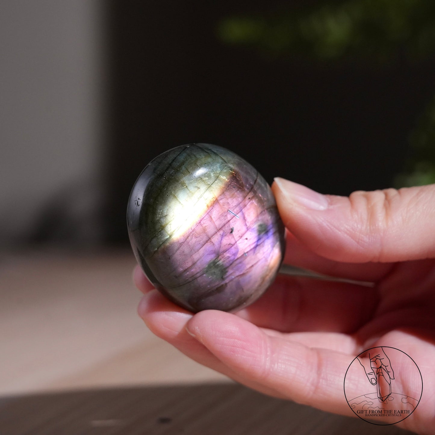 Double-sided flash purple-yellow labradorite