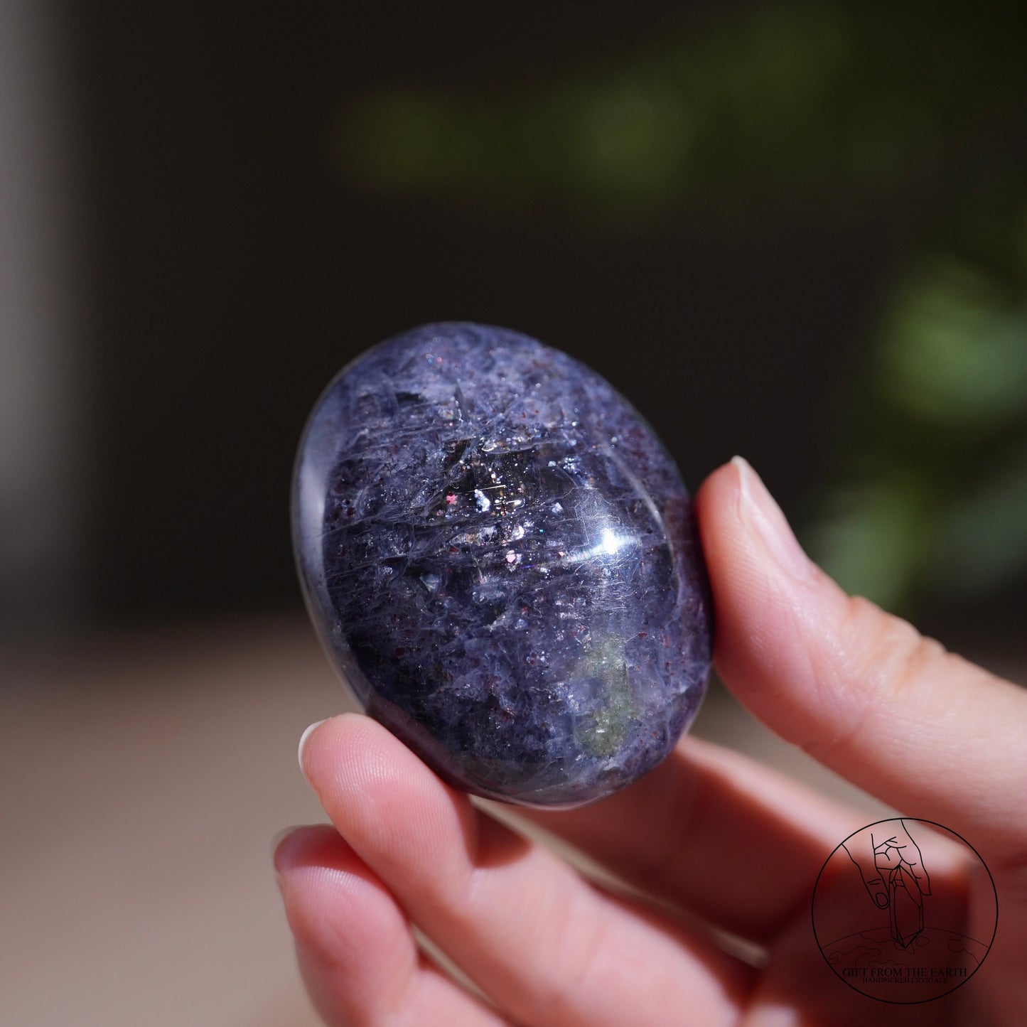 Iolite with stberry quartz