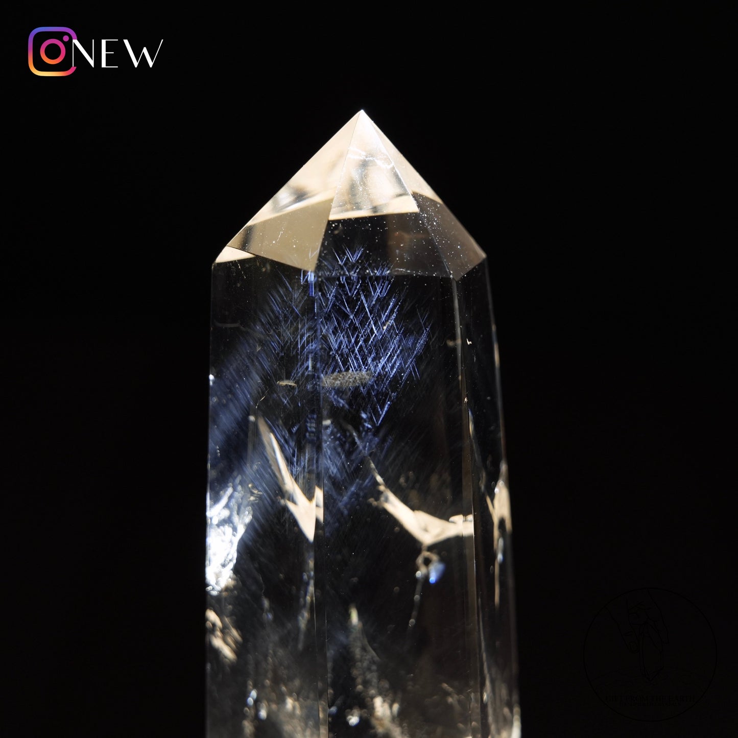 Half-polished blue needle quartz