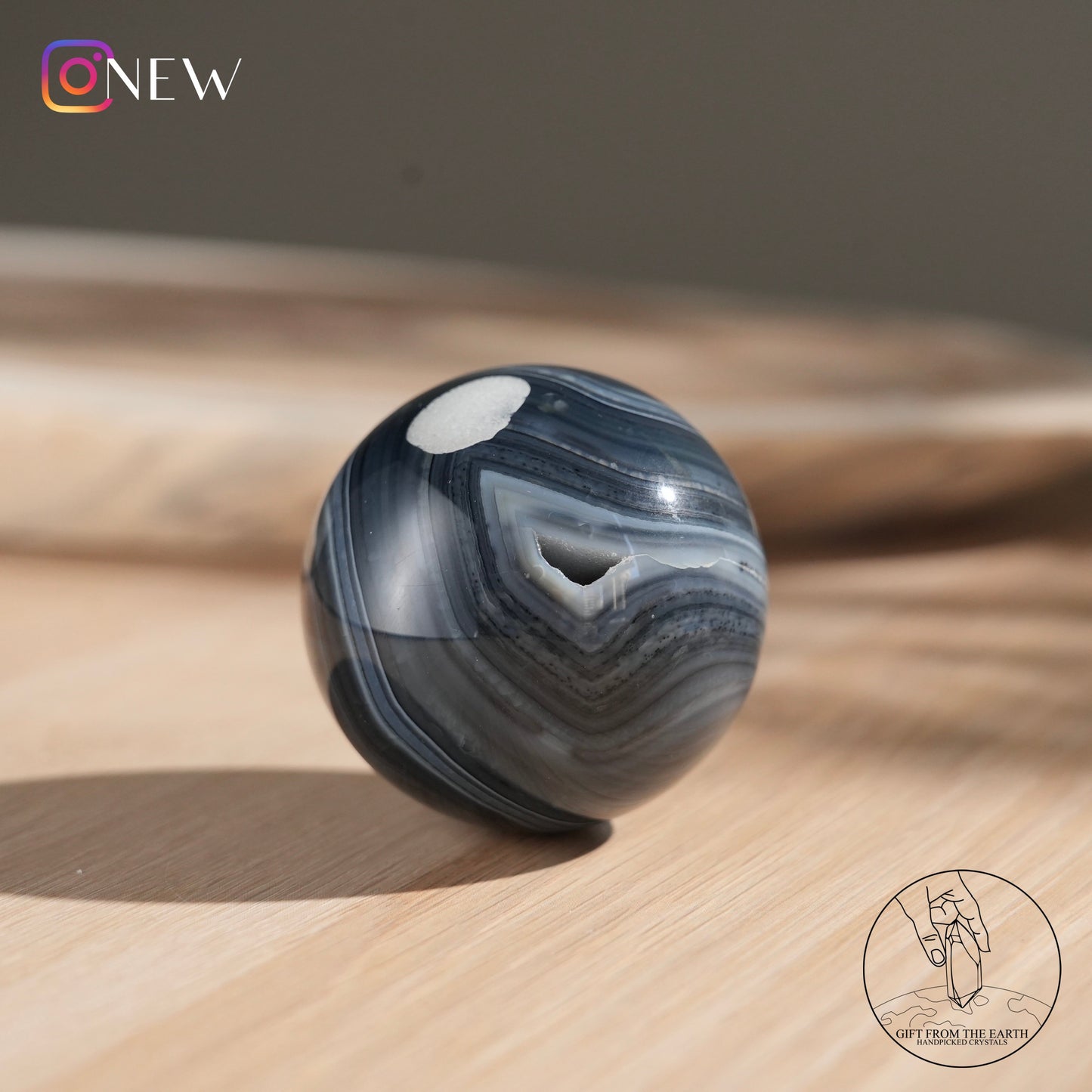 Black agate sphere