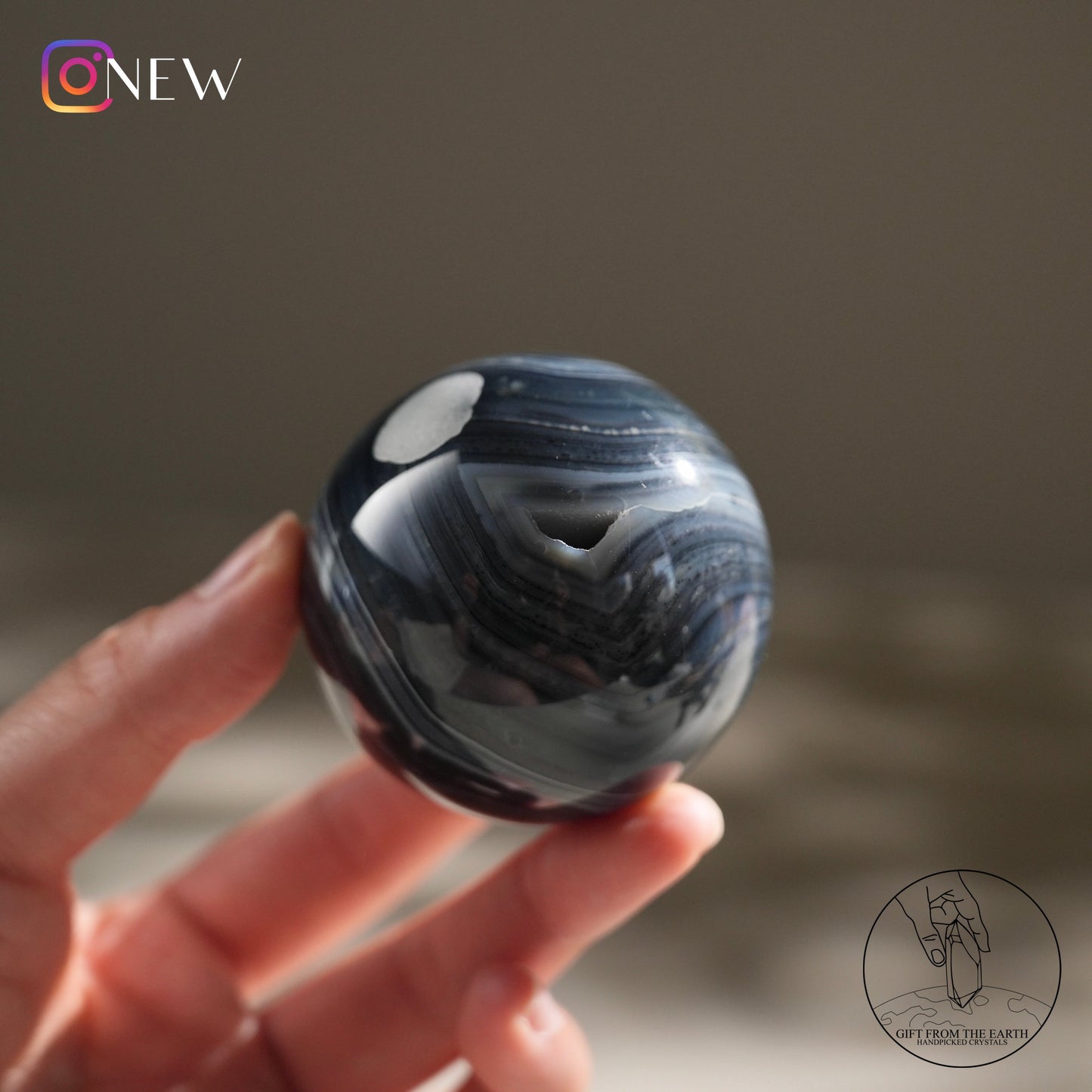 Black agate sphere