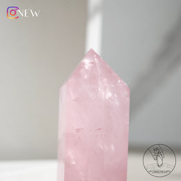 莫桑比克粉晶柱
