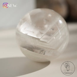 千層白幽靈水晶球