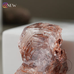 紅泥骸骨水晶