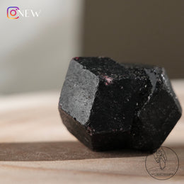 Garnet Raw Stone