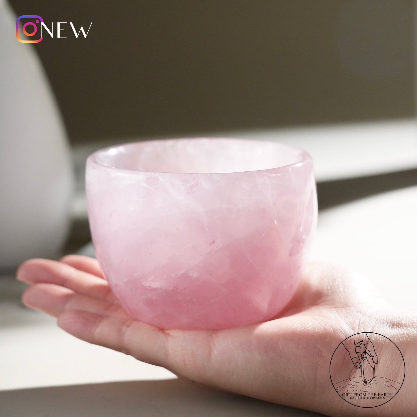 Mozambique rose quartz bowl