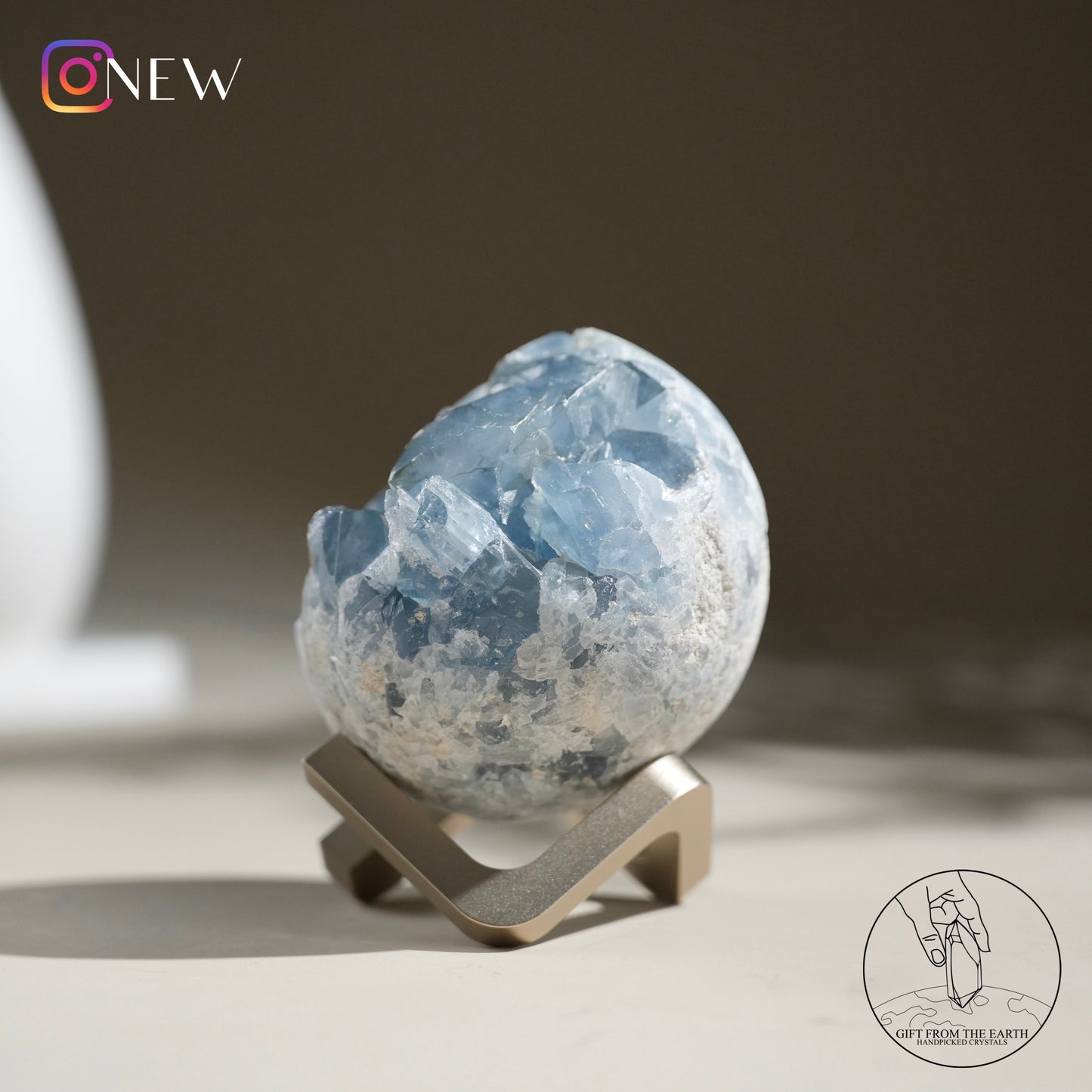 Celestite sphere