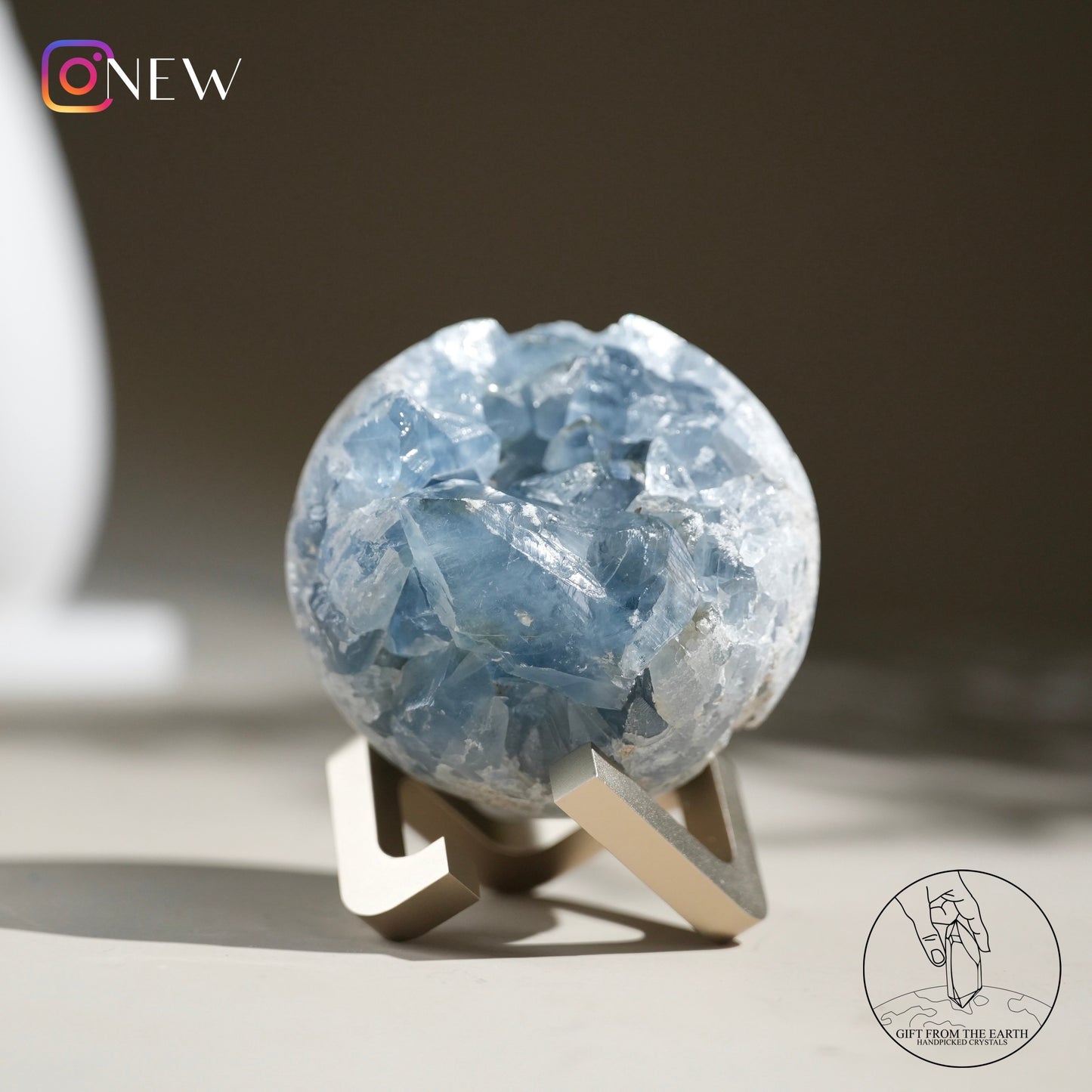 Celestite sphere