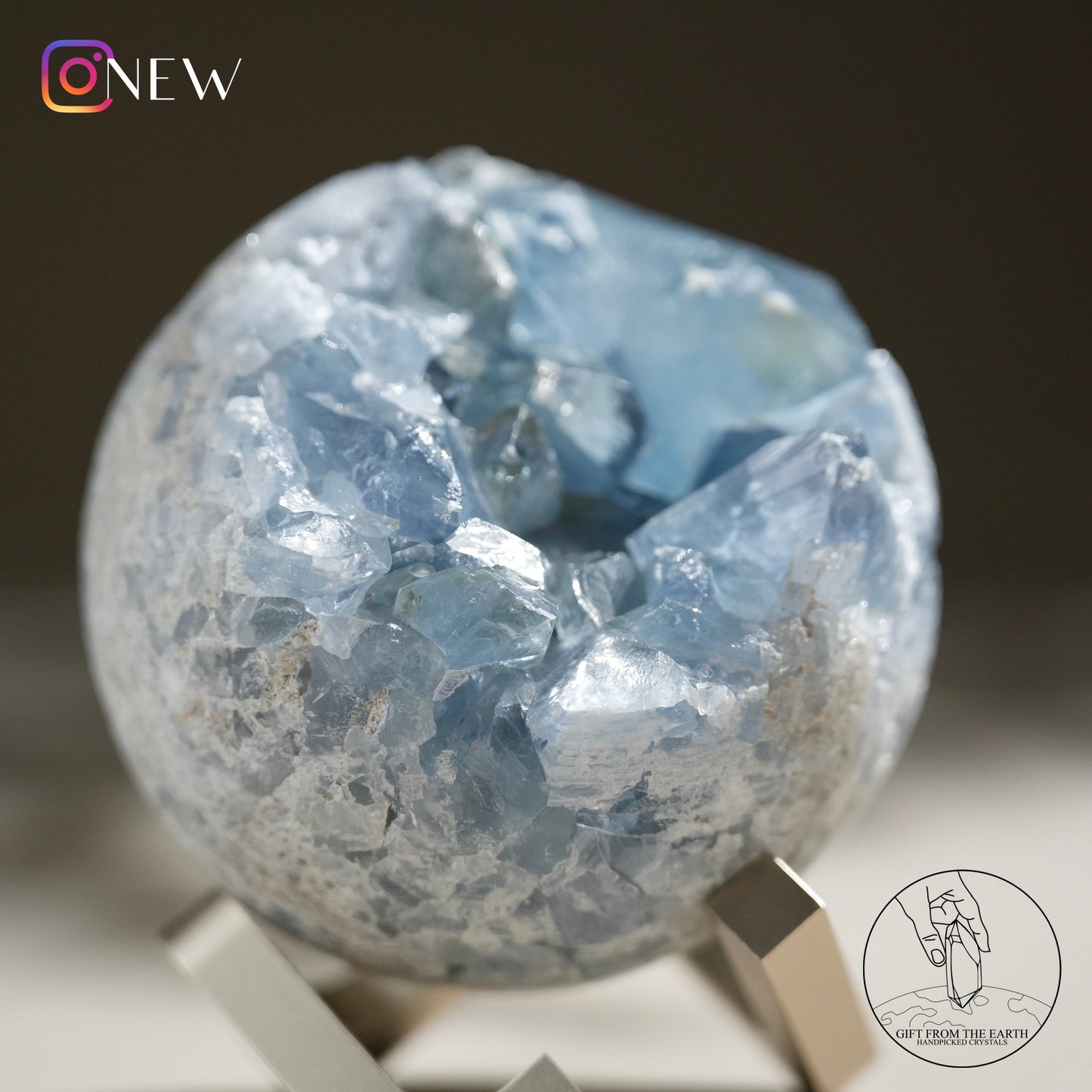 Celestite sphere