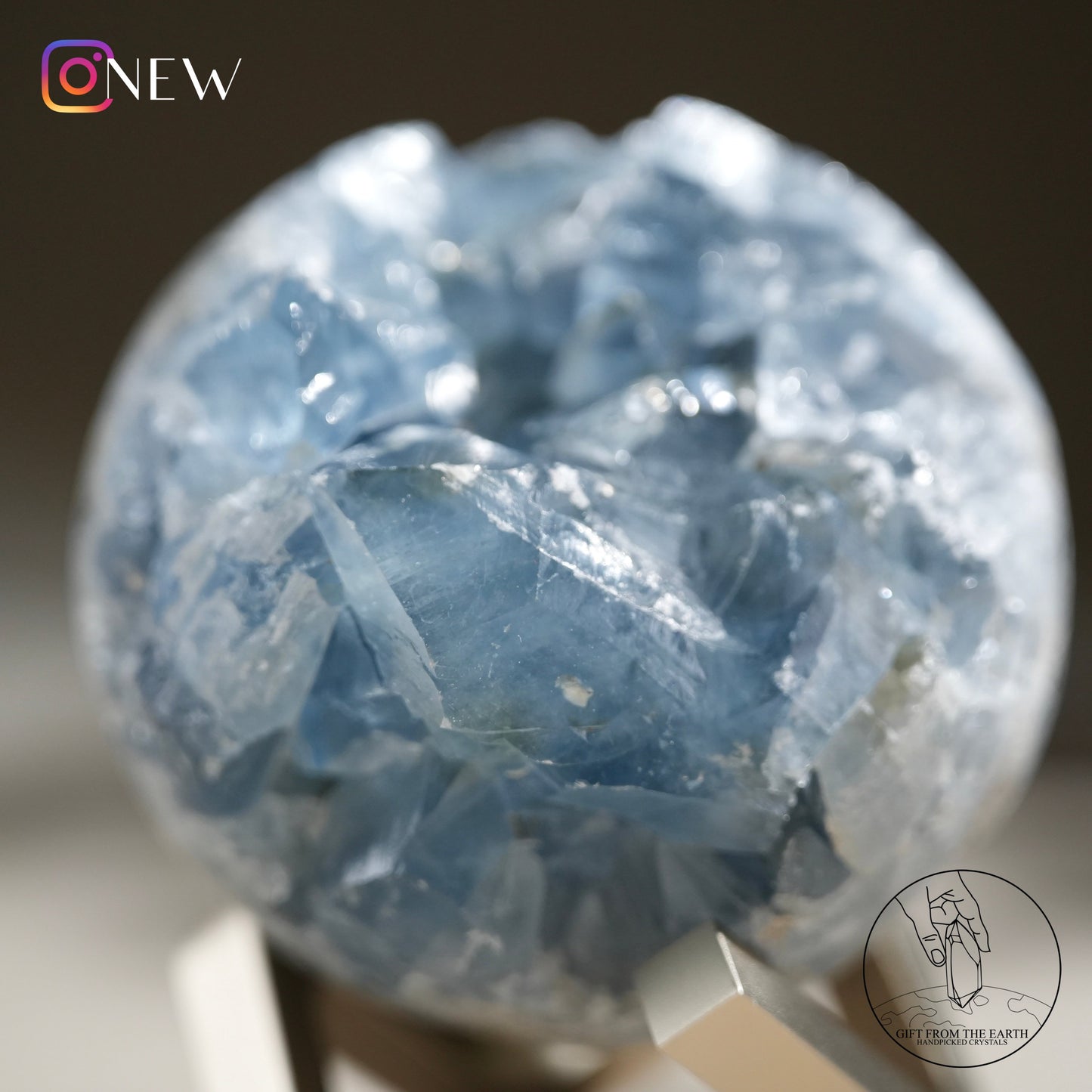 Celestite sphere