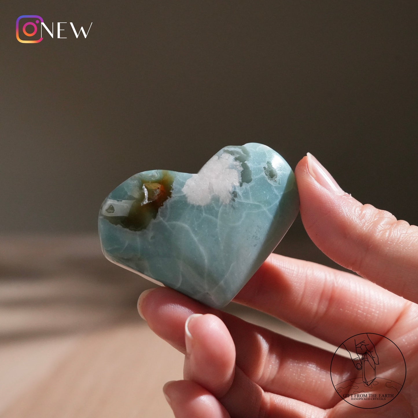 Green blossom agate heart