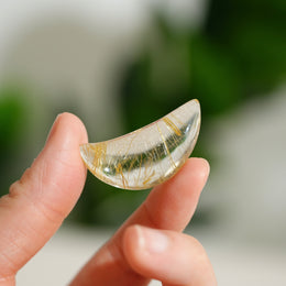 金髮晶月亮