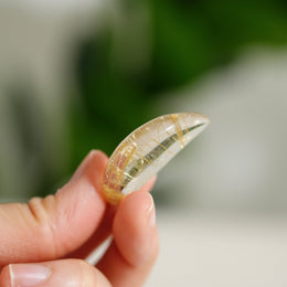 金髮晶月亮