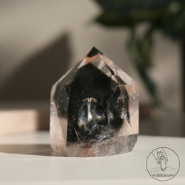 彩虹綠幽靈水晶柱