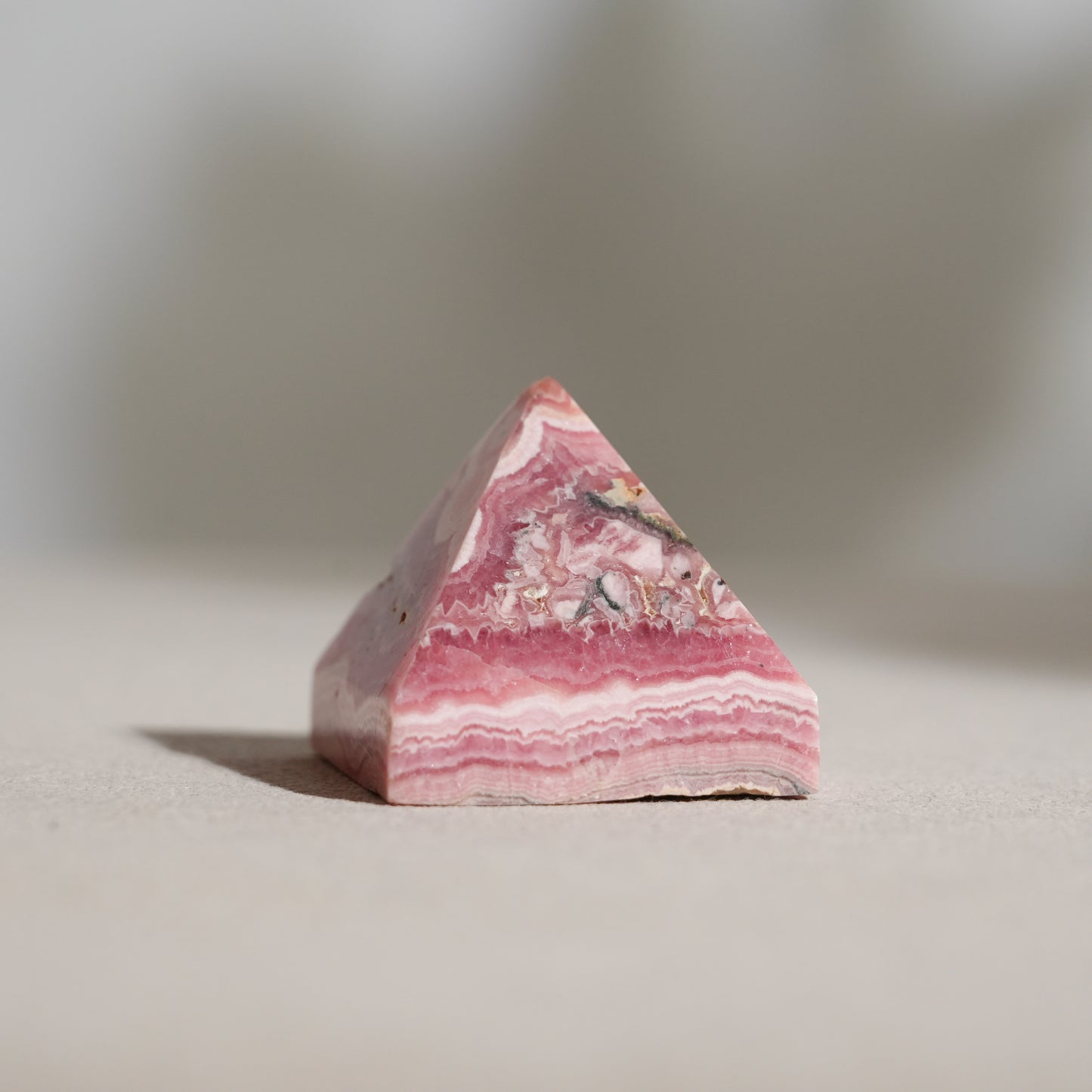 阿根廷紅紋石金字塔