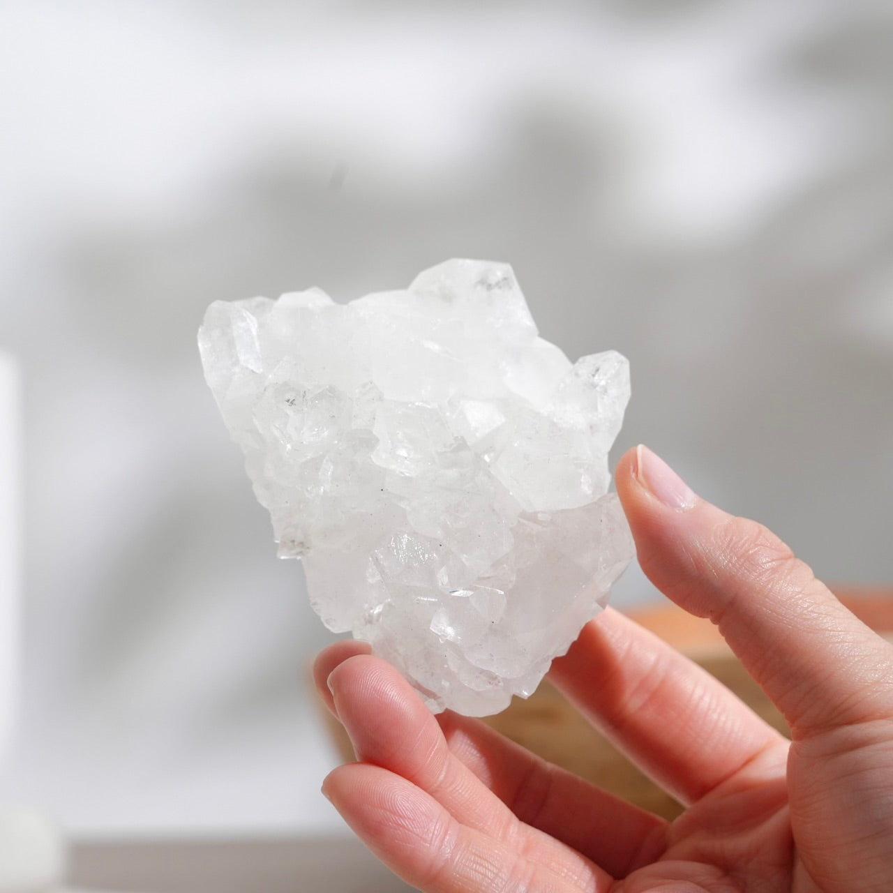 Diamond apophyllite