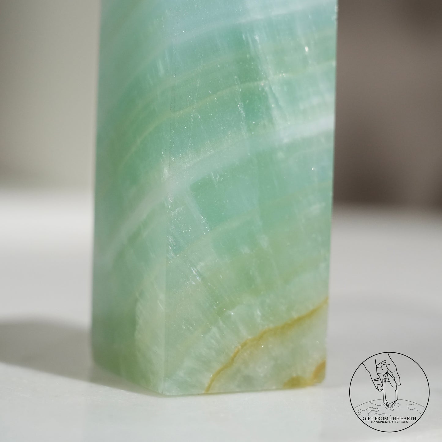 開心果方解石柱