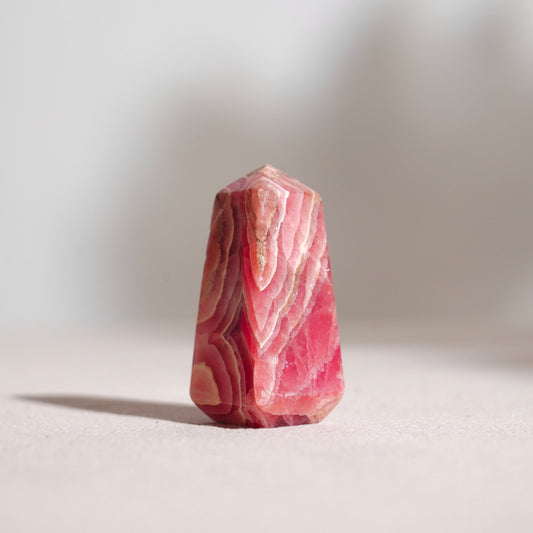 阿根廷紅紋石柱