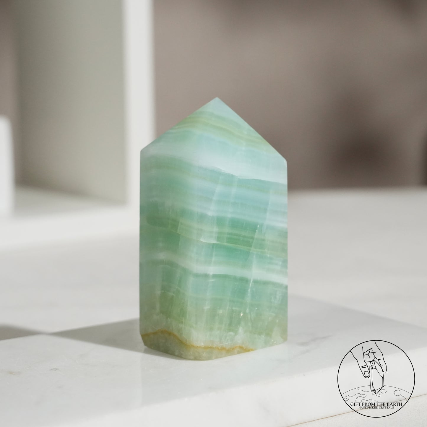 開心果方解石柱