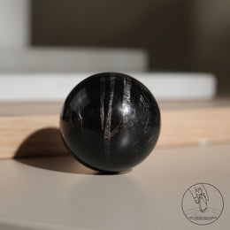金運石球