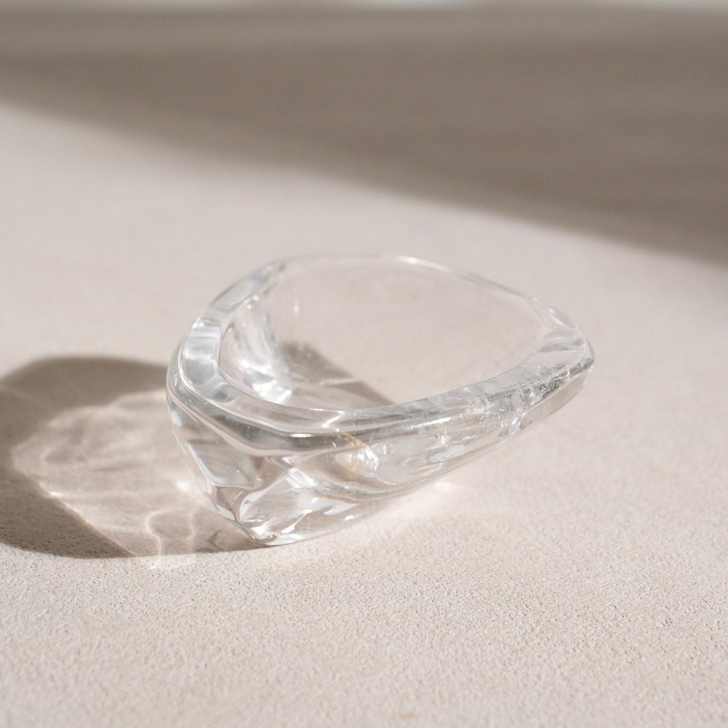 Clear quartz bowl