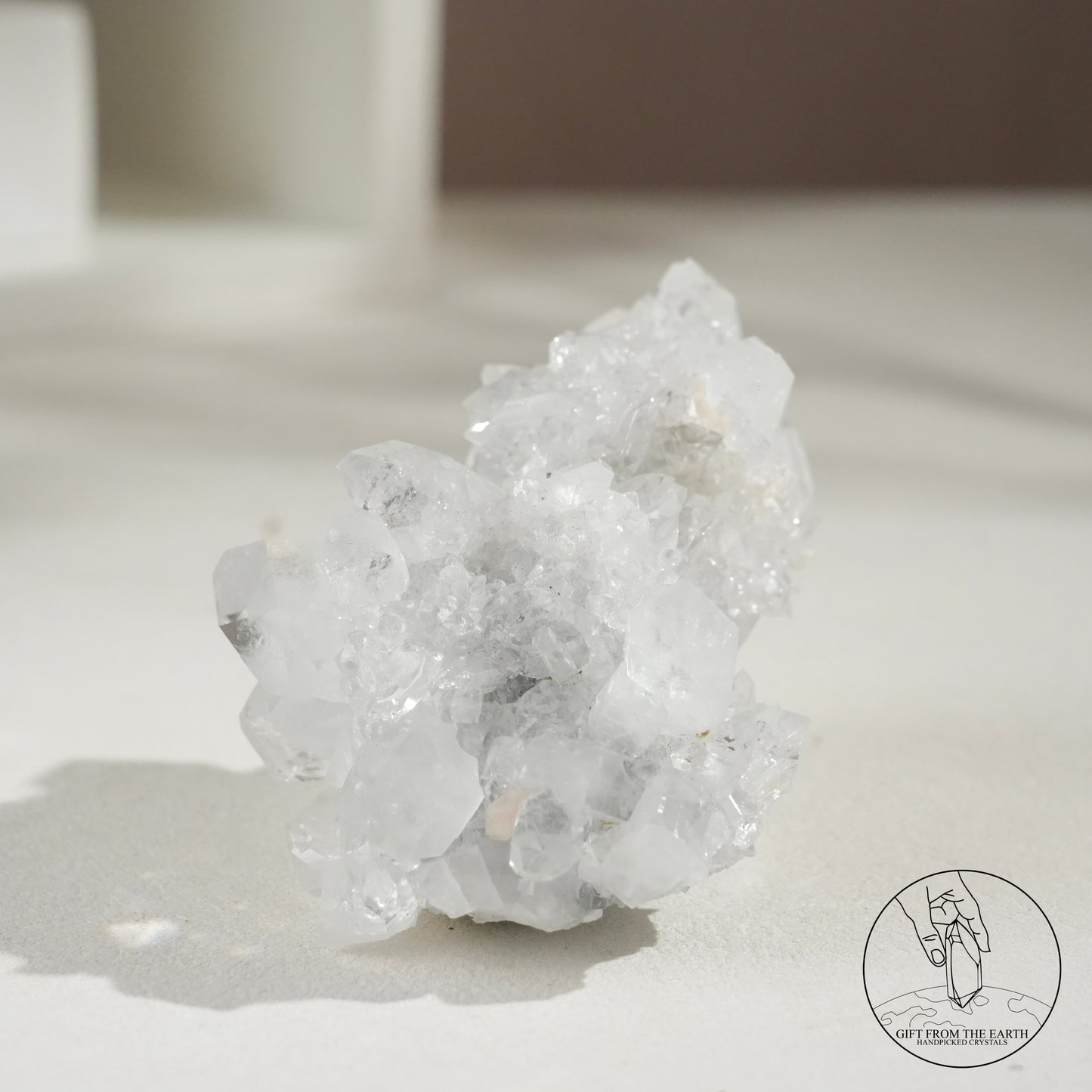 Diamond apophyllite