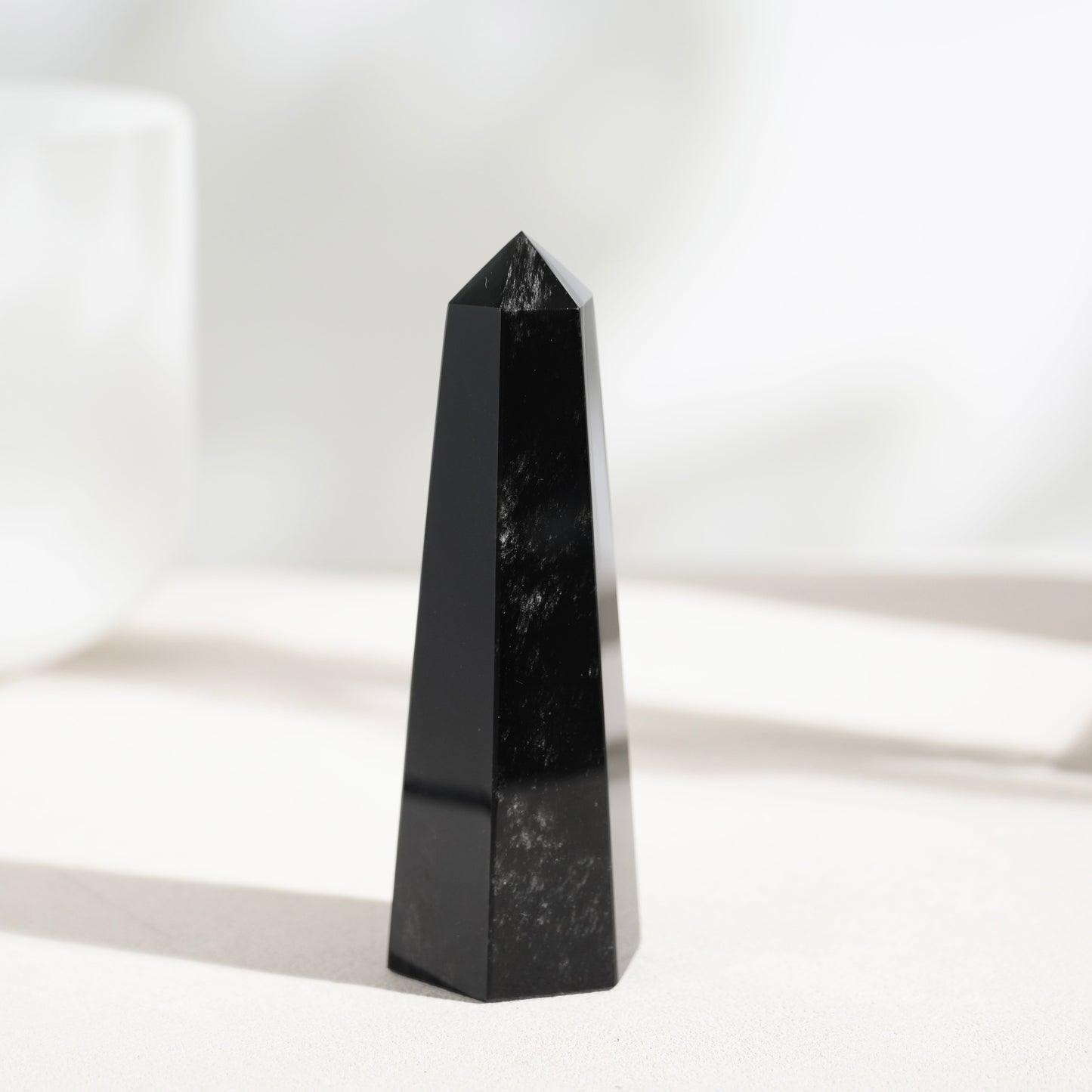 黑曜石柱 (帶有銀光)