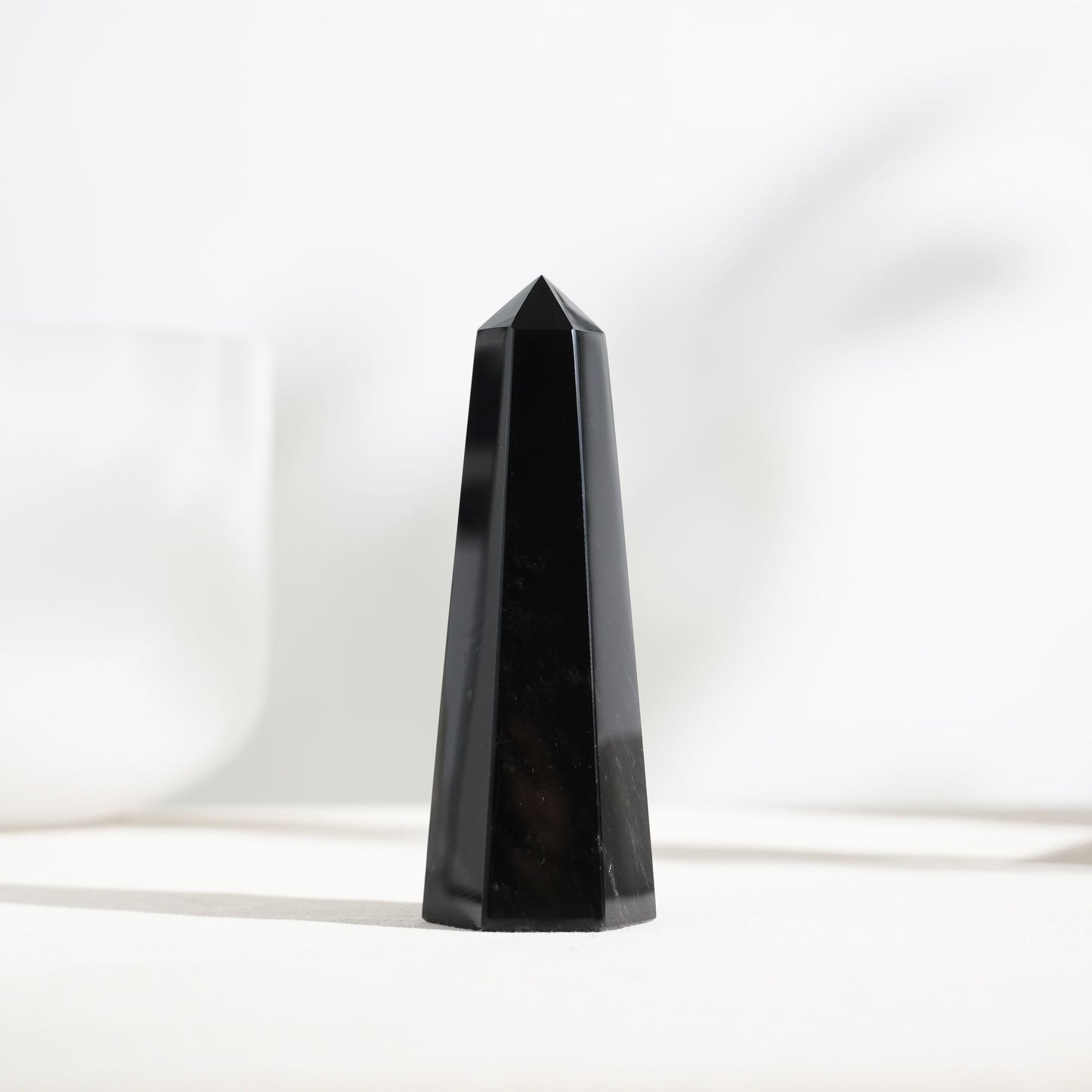 黑曜石柱 (帶有銀光)