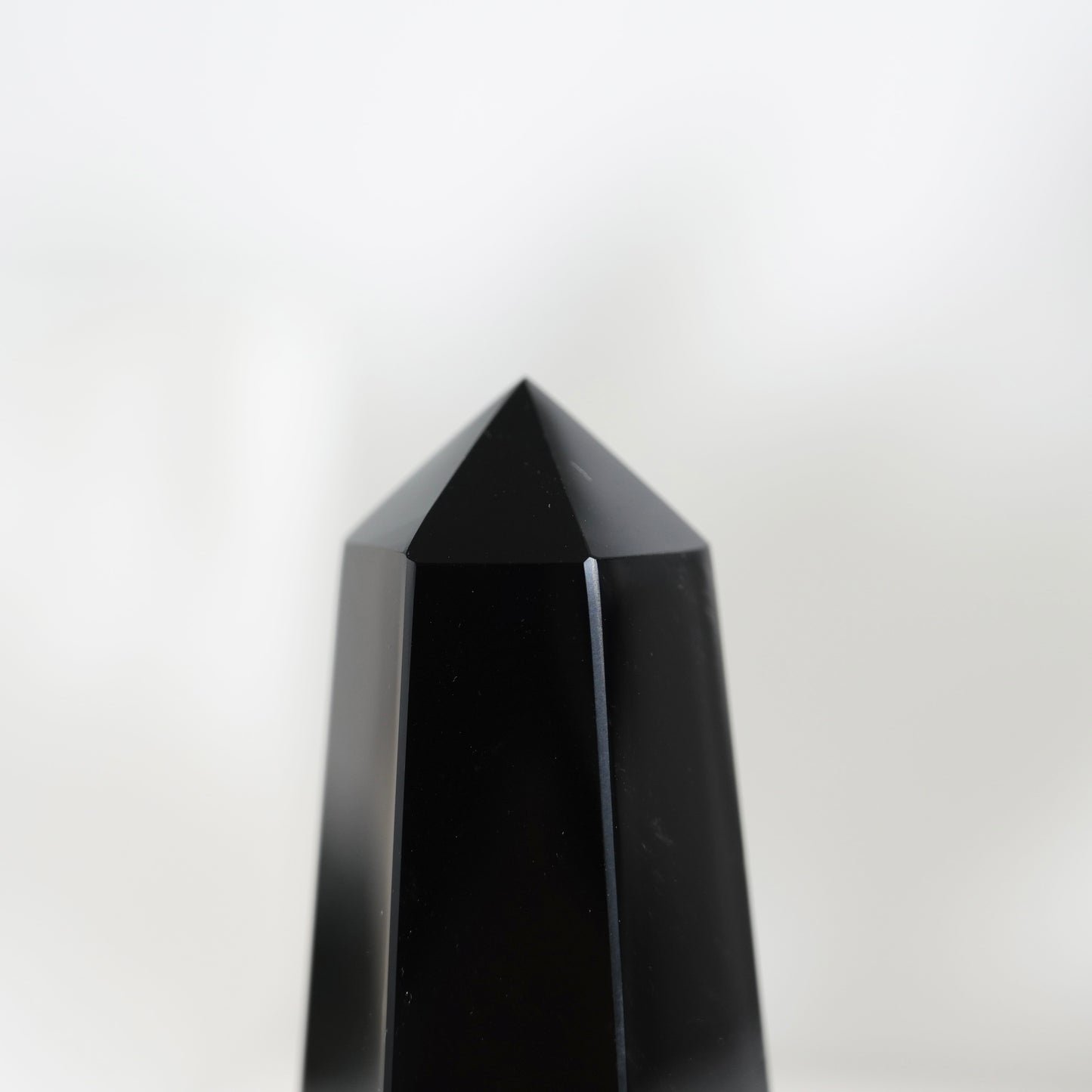 黑曜石柱 (帶有銀光)