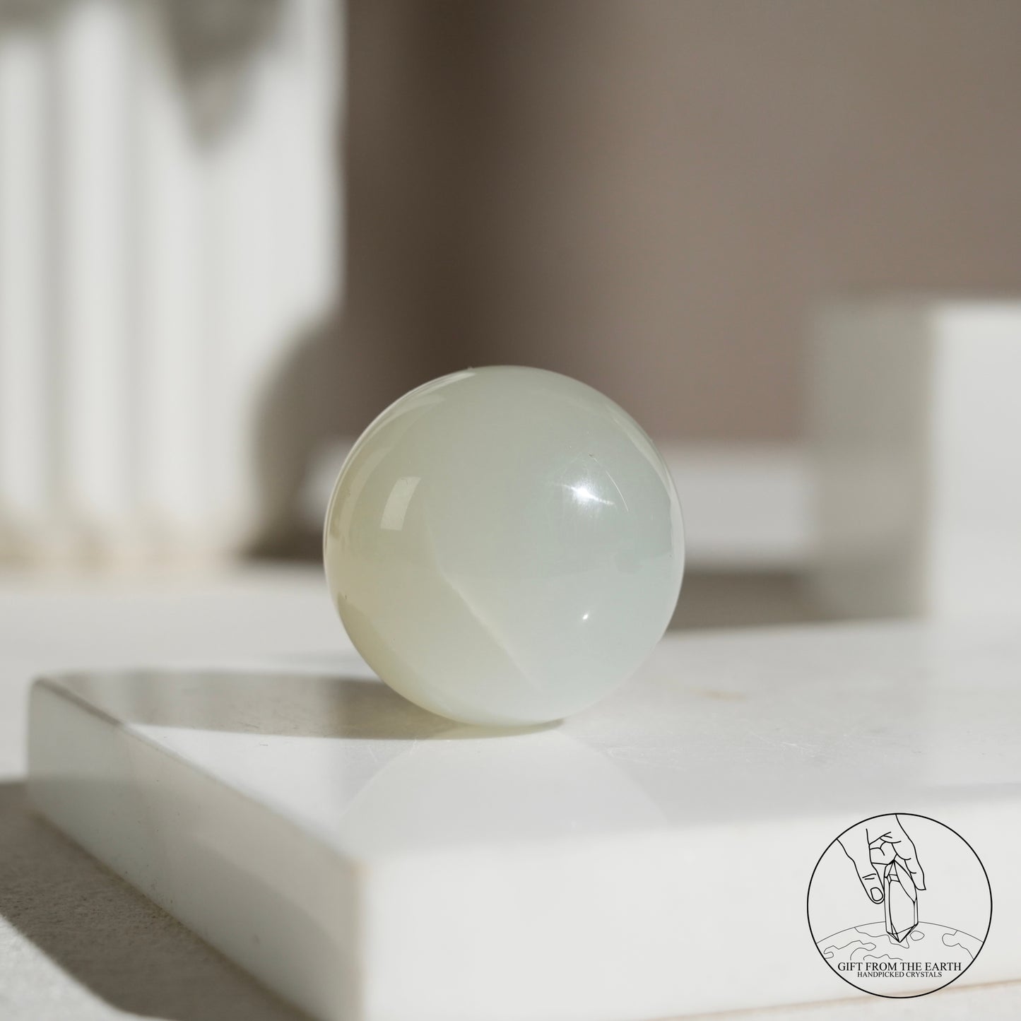 坦桑尼亞綠月光石球