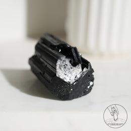 莫桑比克亮面黑碧璽原石