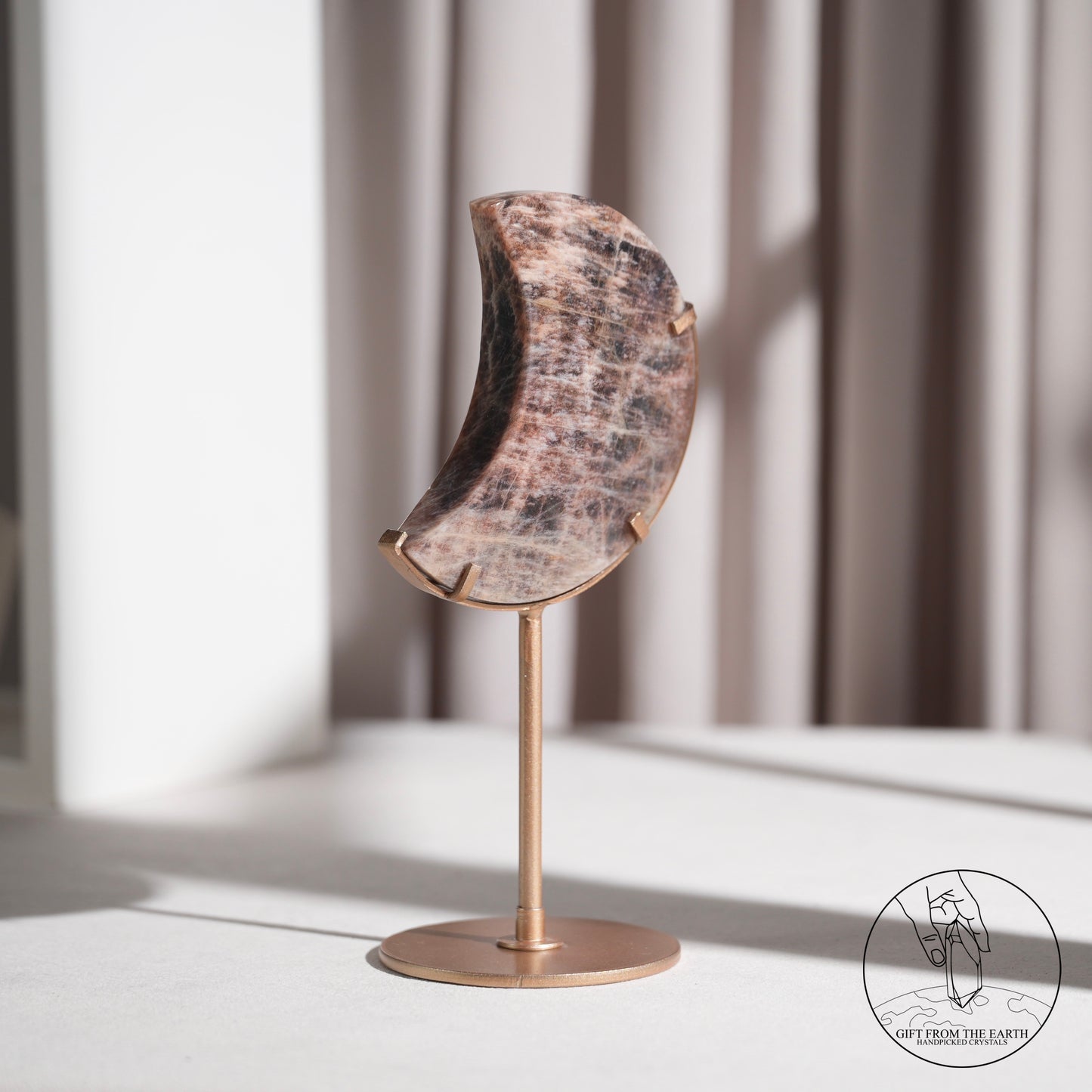 黑月光石金太陽石共生