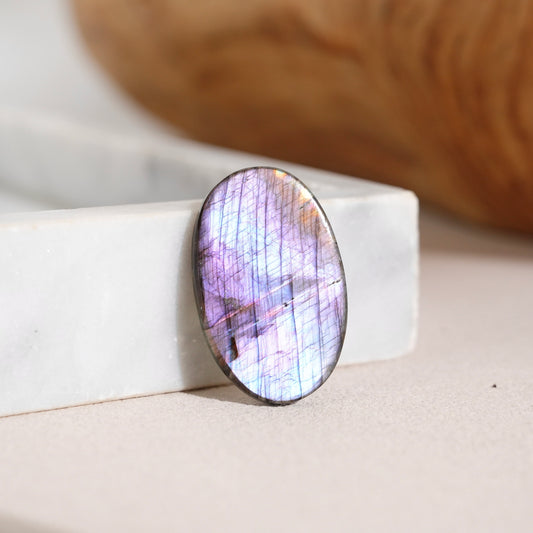 Double-sided flash purple-yellow labradorite