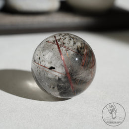 紅髮晶綠幽靈水晶球