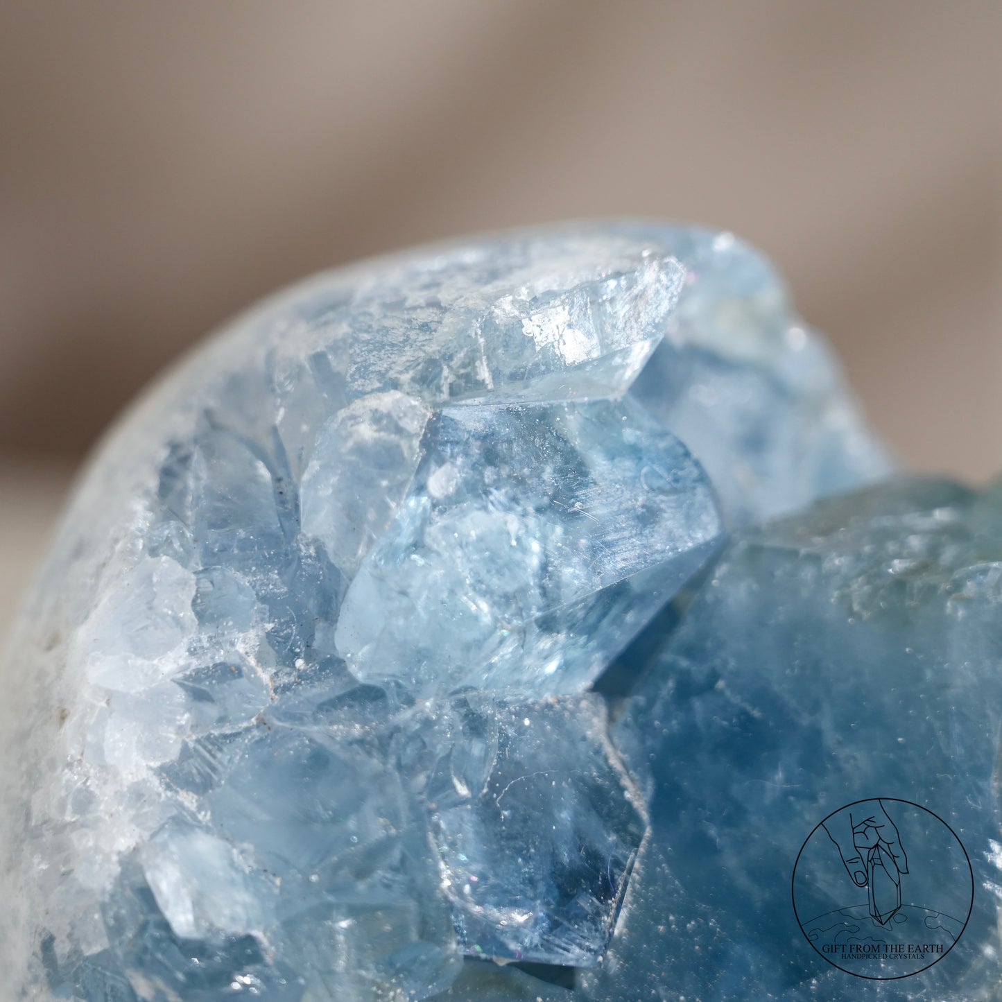 Egg-shaped celestite