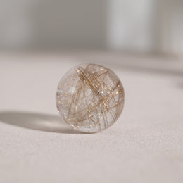 金髮晶球