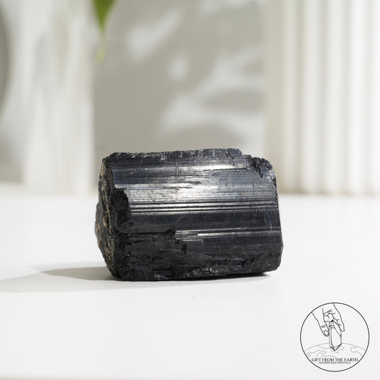 Mozambique lustrous black tourmaline 