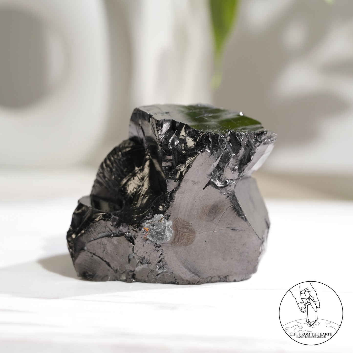 Colombian carbon-included quartz 