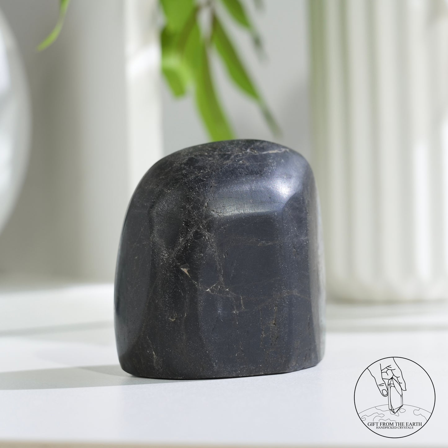 Blue flash labradorite