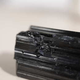 莫桑比克亮面黑碧璽原石