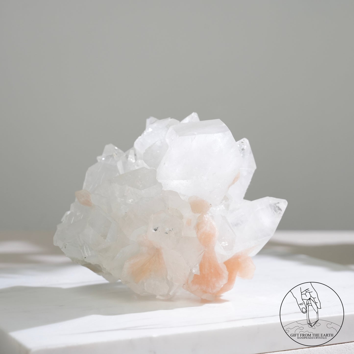 Diamond apophyllite stilbite