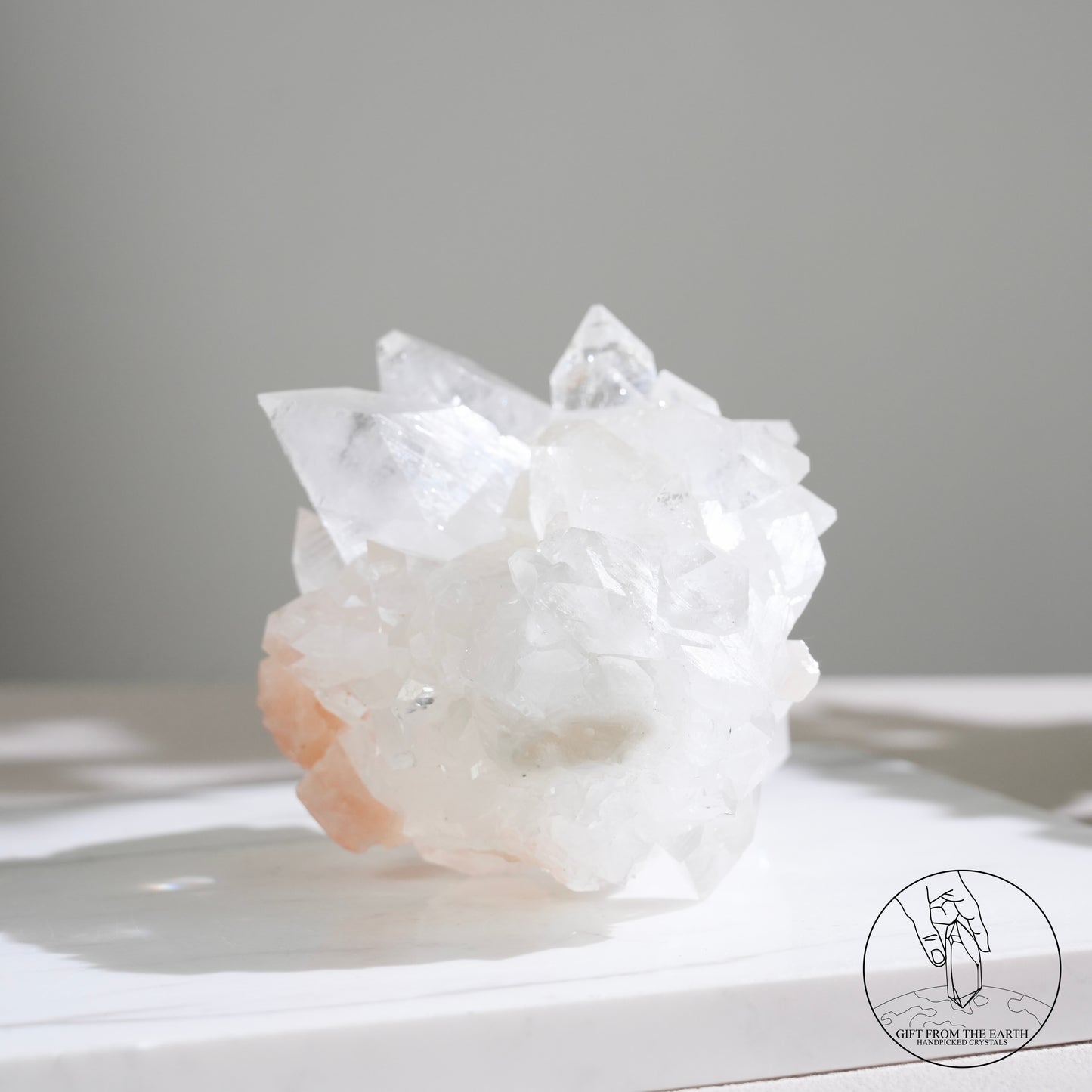 Diamond apophyllite stilbite