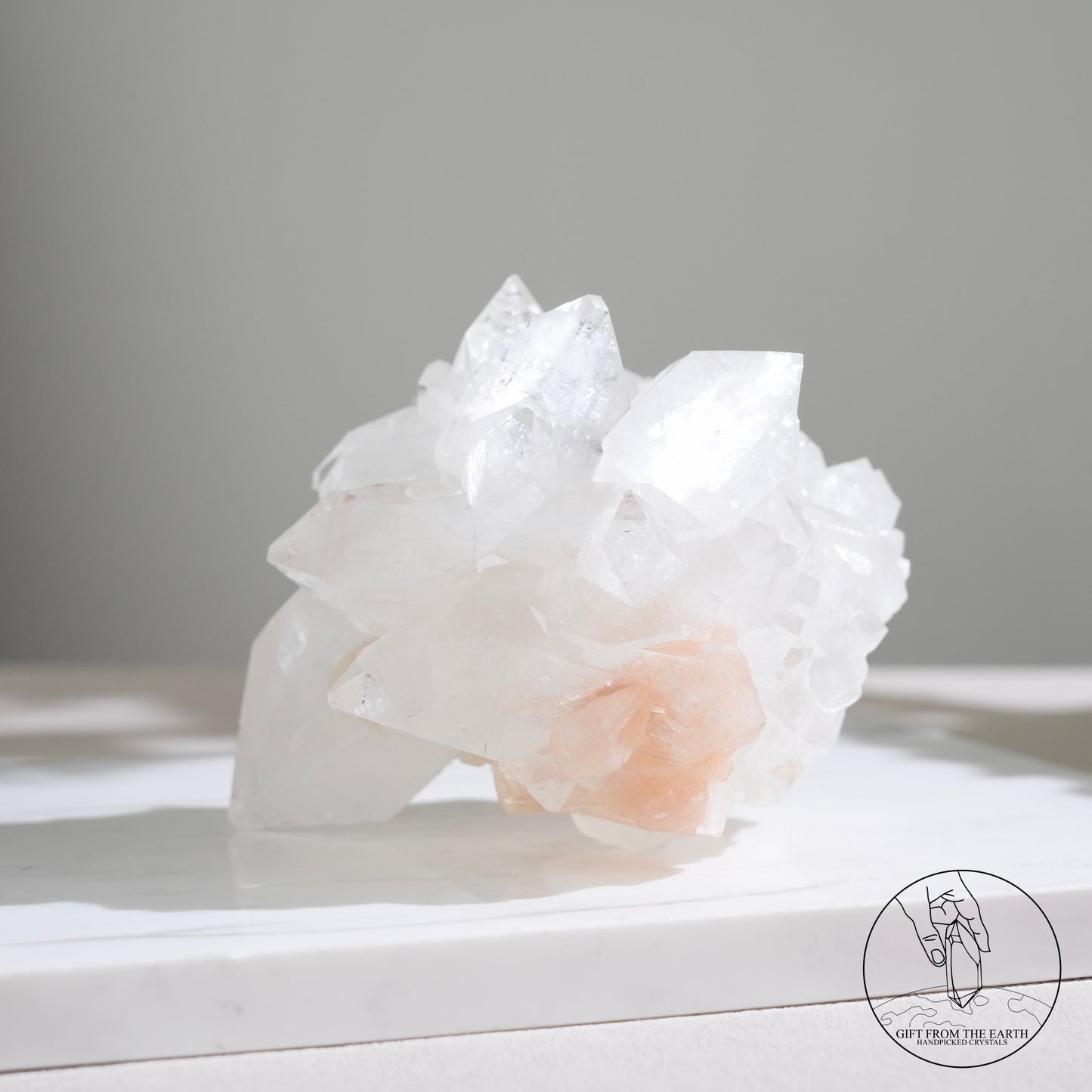 Diamond apophyllite stilbite