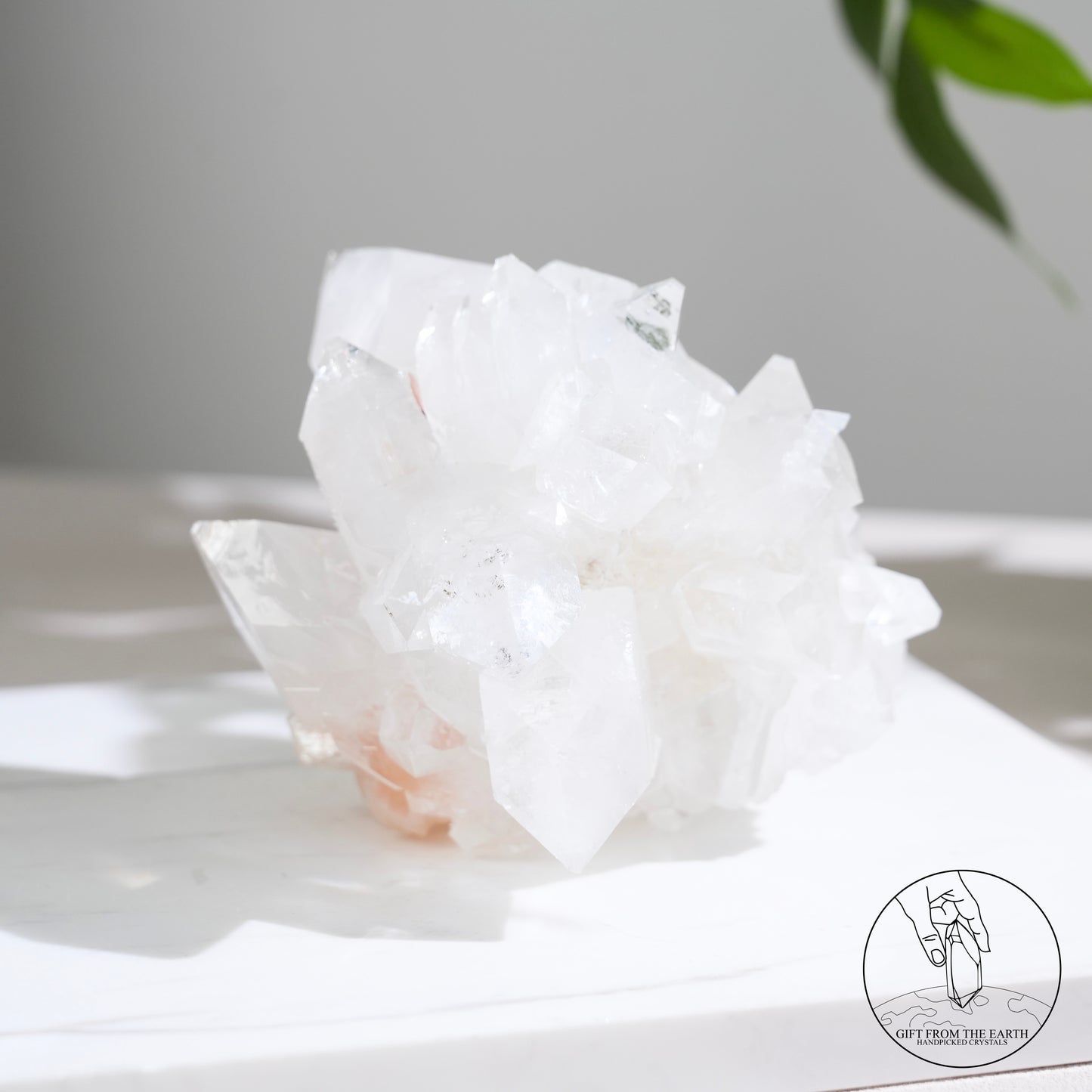 Diamond apophyllite stilbite