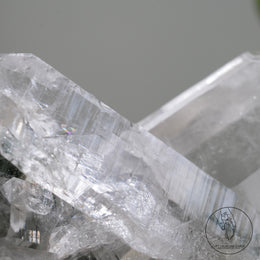 喜馬拉雅十字雙生白水晶簇綠幽靈金鈦晶共生
