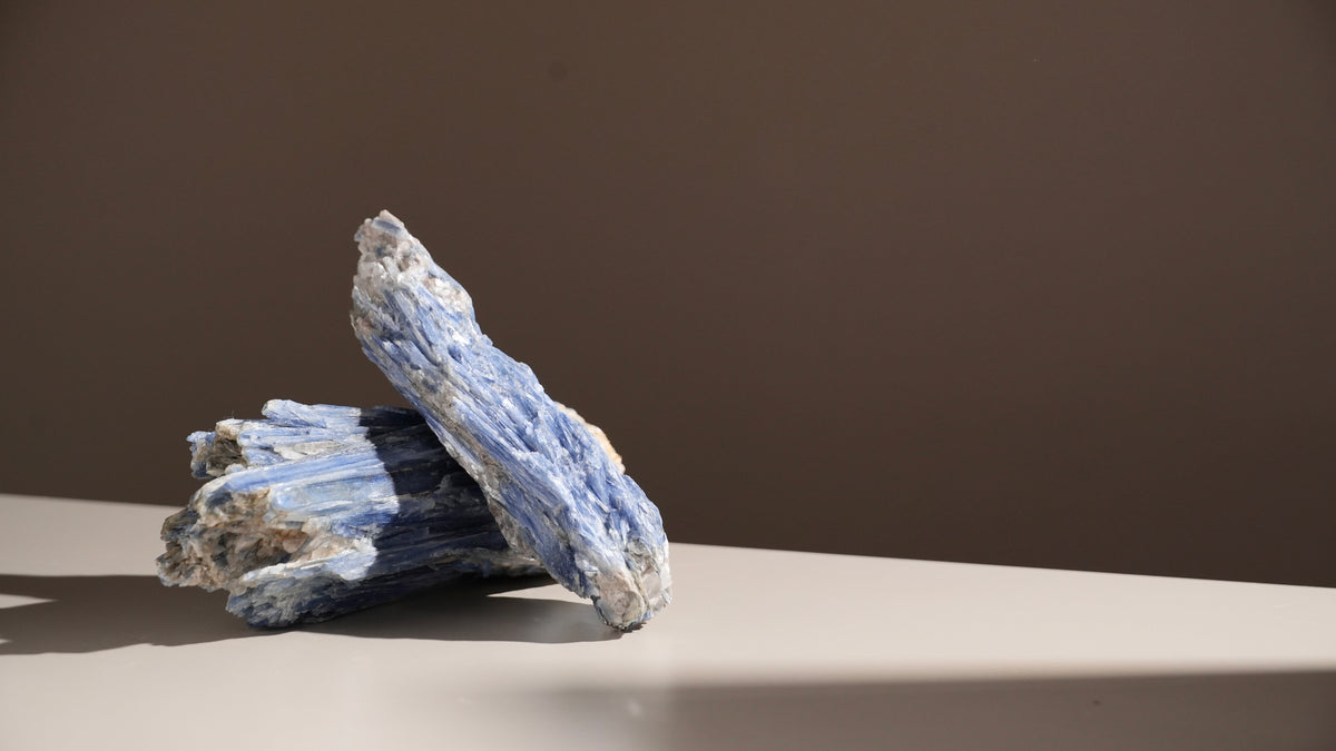 藍晶 KYANITE