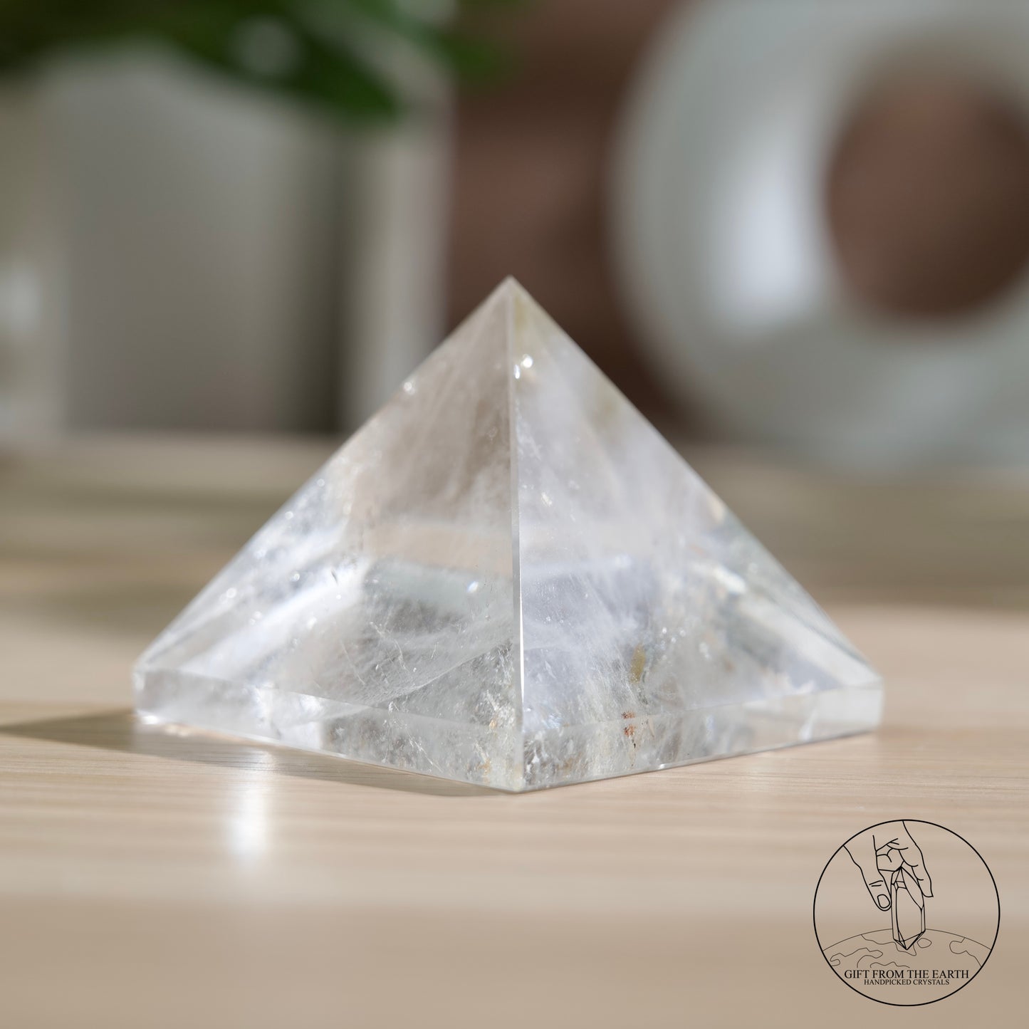 白水晶金字塔黃金療癒者共生