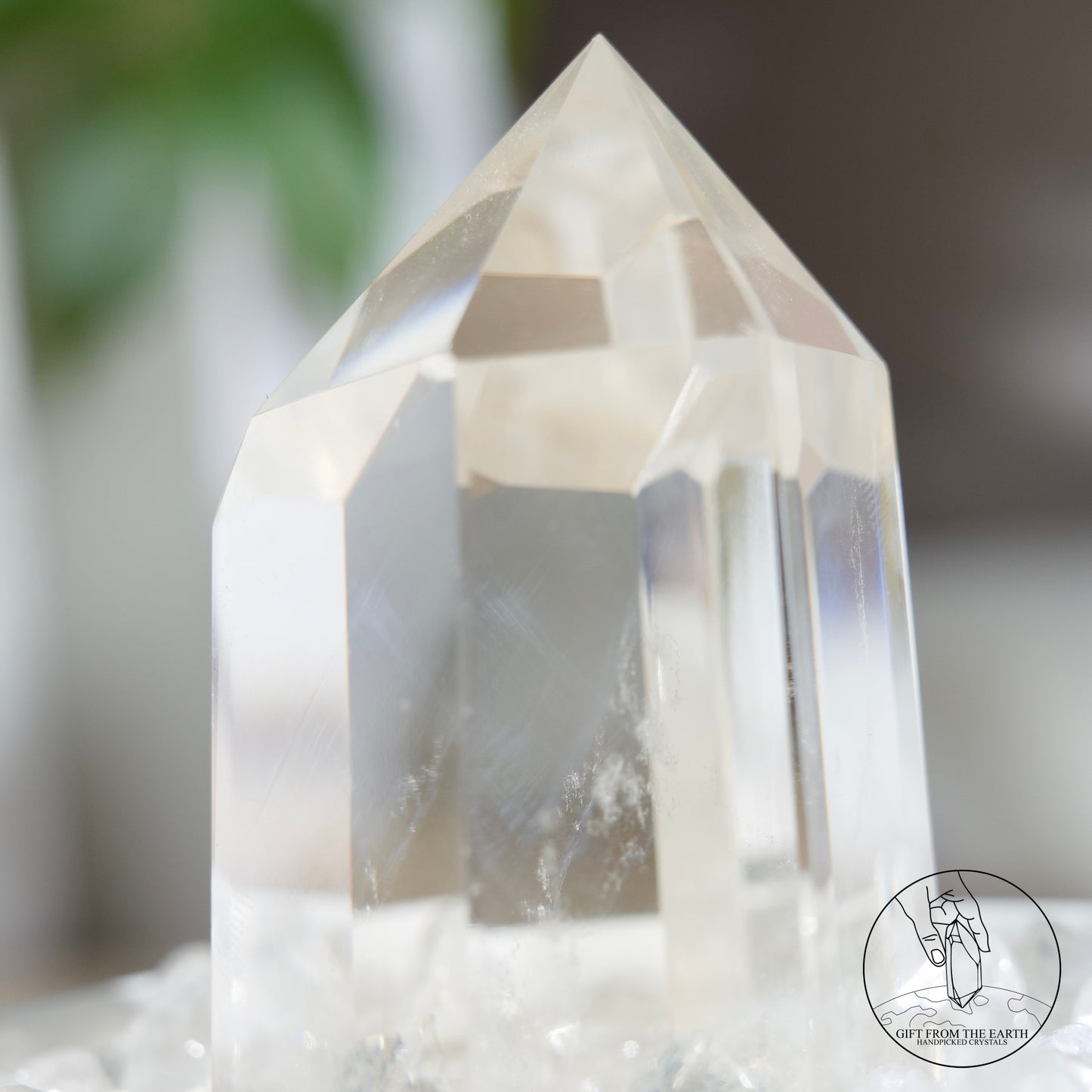 半打磨藍針白水晶柱