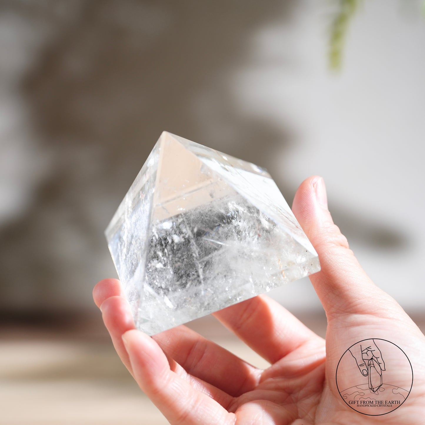 白水晶金字塔黃金療癒者共生