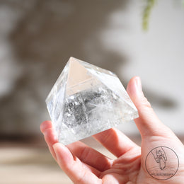 白水晶金字塔黃金療癒者共生